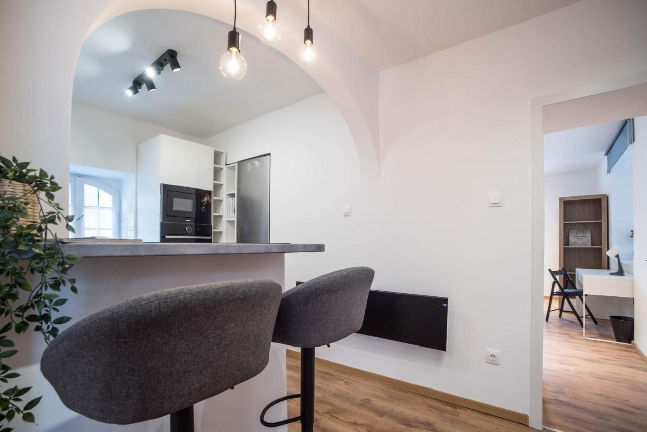 Pintes 38 Apartman Dunaújváros Kültér fotó