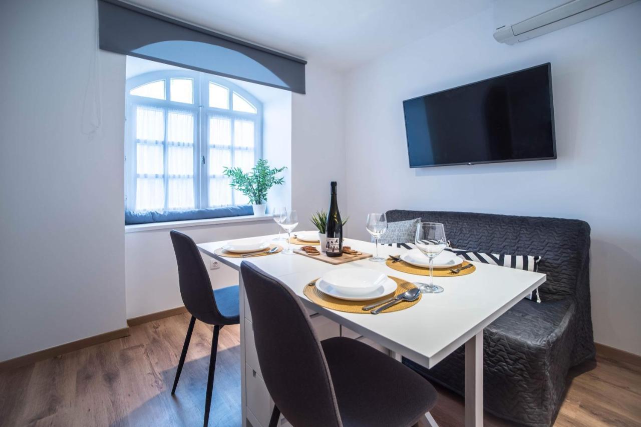 Pintes 38 Apartman Dunaújváros Kültér fotó